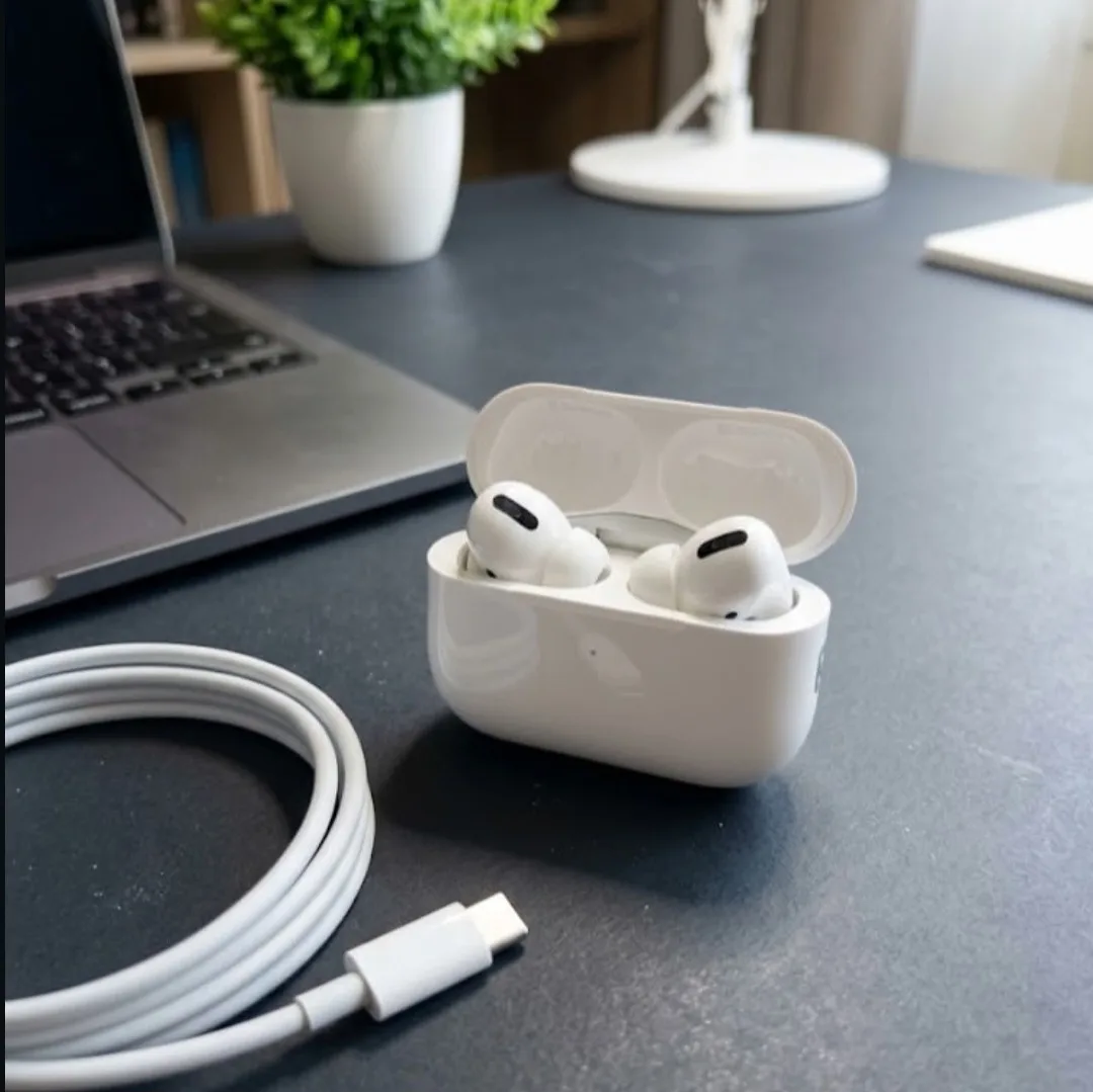 Pro Series Wireless Earbuds with Charging Case