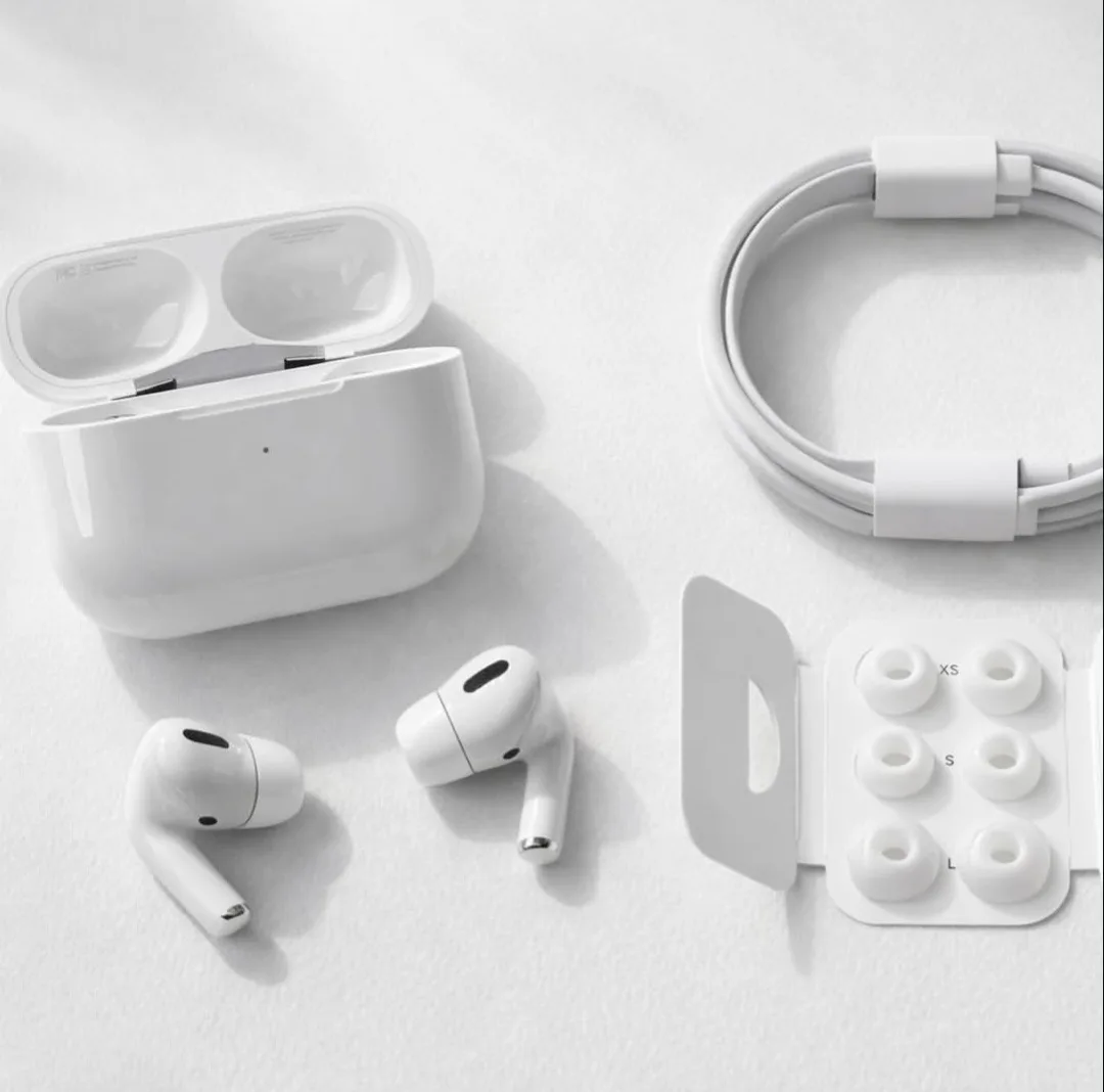 Pro Series Wireless Earbuds with Charging Case